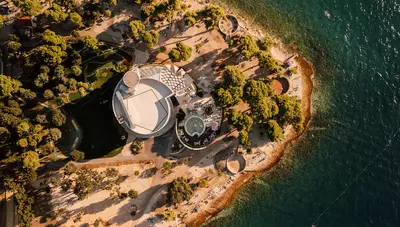 Chorvátsko - Petrčane - hotel Pinija - Golden Restaurant & Bar