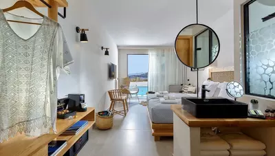 Kréta - Bali - Bali Star Resort - junior suita s výhľadom na morskú stranu a spoločným bazénom