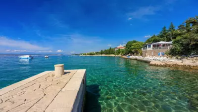 Chorvátsko - Crikvenica - Mediteran Hotel by Aminess - pláž Chorvátsko - Crikvenica - Mediteran Hotel by Aminess - pláž