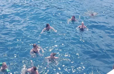 Grécko - Rhodos - Plavba do Lindosu - kúpanie sa priamo z lode