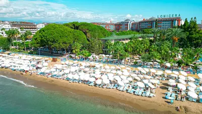 Turecko - Alanya - Hotel Lonicera Resort and Spa - pláž