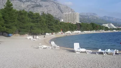 Chorvátsko - Makarska - Villa Dalmacija - pláž Chorvátsko - Makarska - Villa Dalmacija - pláž