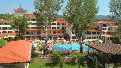 Bulharsko - Slnečné pobrežie - Royal Palace Helena Park - areál