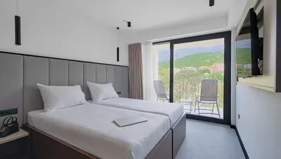 Chorvátsko - Crikvenica - hotel Ad Turres - izba Standard s balkónom