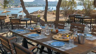 Rhodos - Lardos - Hotel Sunrise - reštaurácia Kafeneion Rhodos - Lardos - Hotel Sunrise - reštaurácia Kafeneion