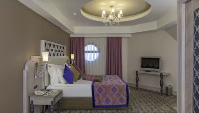 Turecko - Side - Hotel Royal Alhambra Palace - rodinná izba (mezonet)