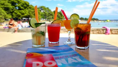 Chorvátsko - Sv.Filip i Jakov - Hotel Villa Donat - Beach bar Chorvátsko - Sv.Filip i Jakov - Hotel Villa Donat - Beach bar
