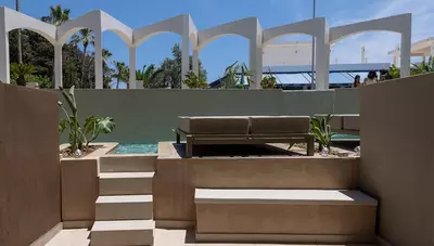 Rhodos - Kolymbia - Hotel Kolymbia Bay Art - terasa izby so súkromným bazénom Rhodos - Kolymbia - Hotel Kolymbia Bay Art - terasa izby so súkromným bazénom