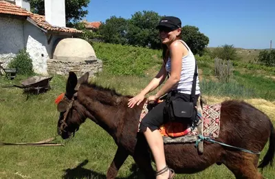 Balkánske safari - jazda na oslíkovi