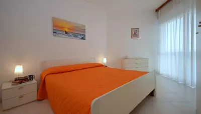 Lignano - Sabbiadoro - Rezidencia - Cristallo - apartmán - B2+2 - spálňa