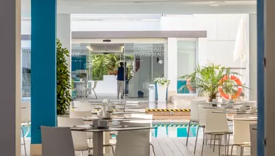 Španielsko - Mallorca - Cala Ratjada - hotel Triton Beach - chill out zóna