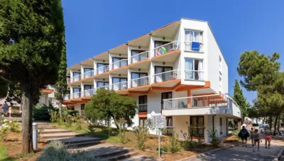 Chorvátsko - Pula-Banjole - Hotel Centinera - pavilóny Chorvátsko - Pula-Banjole - Hotel Centinera - pavilóny