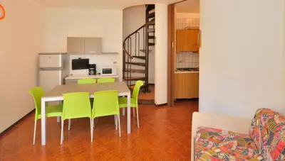 Taliansko-Bibione-apartmány Tivoli-obývacia miestnosť