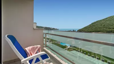 Chorvátsko - Istria - Rabac - hotel Narcis - balkón morská strana