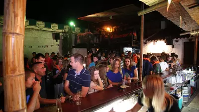 Chorvátsko - Sv.Filip i Jakov - Hotel Villa Donat - Beach bar Chorvátsko - Sv.Filip i Jakov - Hotel Villa Donat - Beach bar