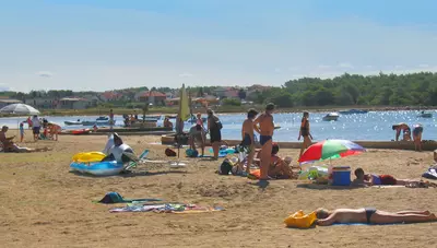 Chorvátsko - Privlaka (Zadar) - Apartmány - pláž