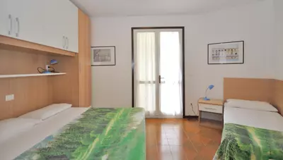 Taliansko-Bibione-apartmány Tivoli-spálňa B3+2