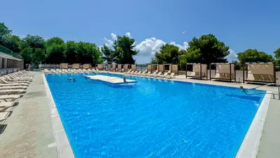 Chorvátsko - Vodice - komplex Imperial Green - bazén Chorvátsko - Vodice - komplex Imperial Green - bazén