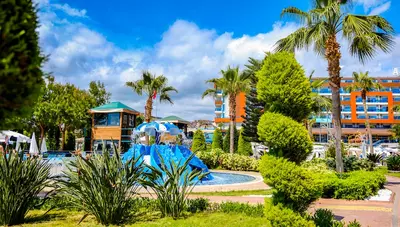 Turecko - Alanya - Hotel Lonicera Resort and Spa - areál hotela