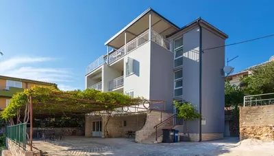 Chorvátsko - Omiš - Nemira - Apartmány Lana Chorvátsko - Omiš - Nemira - Apartmány Lana