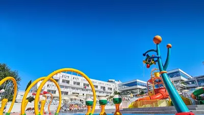 Chorvátsko - Istria - Poreč - hotel Delfin Plava Laguna - vodné atrakcie Chorvátsko - Istria - Poreč - hotel Delfin Plava Laguna - vodné atrakcie