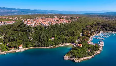 Chorvátsko - ostrov Krk - Omišalj - penzión Delfin - mesto Chorvátsko - ostrov Krk - Omišalj - penzión Delfin - mesto