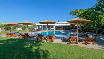 Rhodos - Kiotari - hotel Stafilia - hotel s bazénom