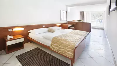 Chorvátsko - Istria - Rabac - hotel Narcis - izba orientovaná na morskú stranu Chorvátsko - Istria - Rabac - hotel Narcis - izba orientovaná na morskú stranu