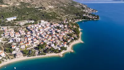 Chorvátsko - Omiš - Nemira - apartmány Mateo Andrea - okolie Chorvátsko - Omiš - Nemira - apartmány Mateo Andrea - okolie