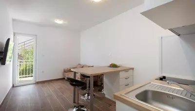 Chorvátsko - Omiš - Nemira - Apartmány Lana - denná miestnosťnná miestnosť Chorvátsko - Omiš - Nemira - Apartmány Lana - denná miestnosťnná miestnosť