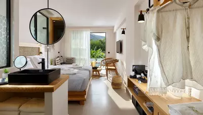 Kréta - Bali - Bali Star Resort - junior suita bočne orientovaná na morskú stranu alebo orientovaná do záhrady so súkromným zdieľaným bazénom Kréta - Bali - Bali Star Resort - junior suita bočne orientovaná na morskú stranu alebo orientovaná do záhrady so súkromným zdieľaným bazénom