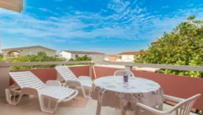 Chorvátsko - Zadar - Vir - apartmány Zeljka - terasa na poschodí Chorvátsko - Zadar - Vir - apartmány Zeljka - terasa na poschodí