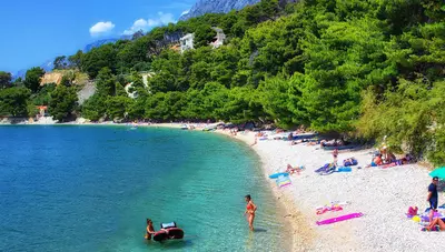 Chorvátsko - Podgora - Hotel Sirena - pláž