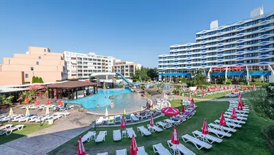 Bulharsko - Slnečné pobrežie - Hotel Trakia Plaza - bazény s toboganmi Bulharsko - Slnečné pobrežie - Hotel Trakia Plaza - bazény s toboganmi