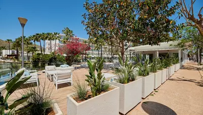 Mallorca - Port d'Alcudia - hotel Alua Boccaccio - terasa