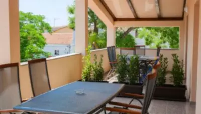 Chorvátsko - Biograd - Pakoštane - Apartmány Mamara - terasa Chorvátsko - Biograd - Pakoštane - Apartmány Mamara - terasa