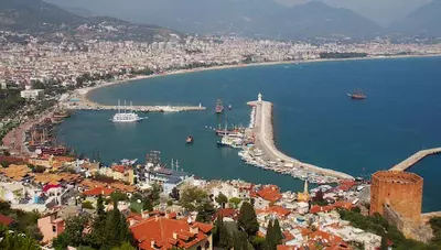 Turecko (Alanya) - Pohľad na Alanyu Turecko (Alanya) - Pohľad na Alanyu