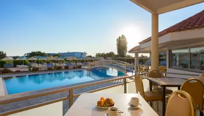 Rhodos - Kolymbia - Hotel Memphis Beach - bazén