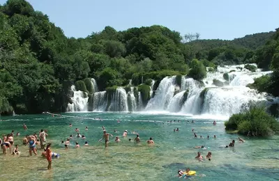 Národný park Krka - oddych pri vodopádoch