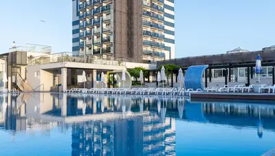 Bulharsko - Slnečné pobrežie - Hotel Burgas Beach - bazén Bulharsko - Slnečné pobrežie - Hotel Burgas Beach - bazén