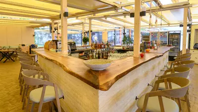 Bulharsko - Slnečné pobrežie - Hotel Glarus - bar