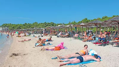 Chorvátsko - Šibenik -  Hotel Niko - Pláž