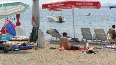 Chorvátsko - Turanj - Apartmán Jena - pláž