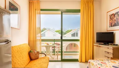 Taliansko - Bibione - Spiaggia - Apartmány Croce del Sud - apt B3+2 - obývacia časť 2