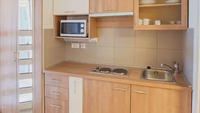 Chorvátsko - ostrov Ugljan - Kukljica - Holiday Park Zelena Punta - apartmán 1/2+1 - kuchynský kút Chorvátsko - ostrov Ugljan - Kukljica - Holiday Park Zelena Punta - apartmán 1/2+1 - kuchynský kút