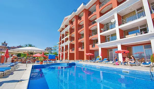 Hotel Karina Beach