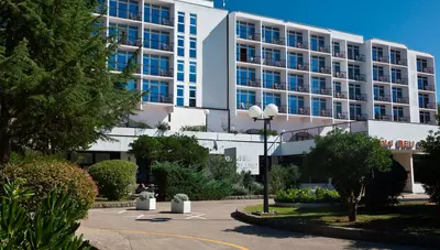 Chorvátsko - o.Krk - Njivice - Magal Maradiso Hotel by Aminess - budova Beli Kamik I