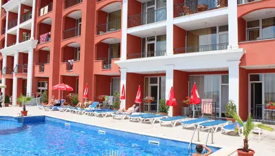Bulharsko - Slnečné pobrežie - Hotel Karina Beach - bazén Bulharsko - Slnečné pobrežie - Hotel Karina Beach - bazén