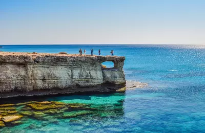 Lodný výlet s návštvevou Cape Greco