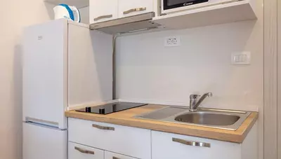 Chorvátsko - Omiš - Nemira - Apartmány Lana - štúdio - kuchynský kút Chorvátsko - Omiš - Nemira - Apartmány Lana - štúdio - kuchynský kút